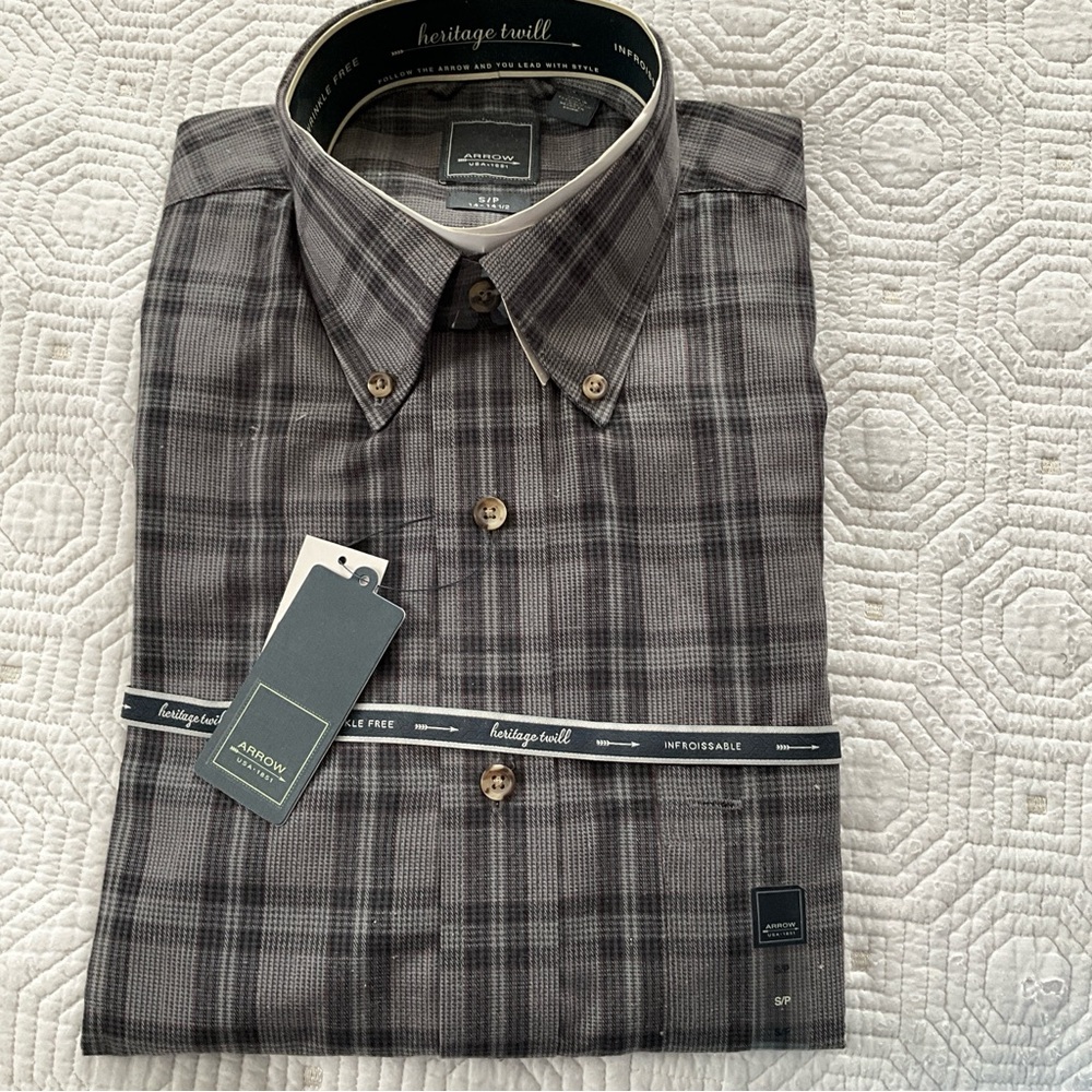Arrow Heritage Twill Long Sleeve Gray Plaid Dress Shirt wrinkle free Sz Small